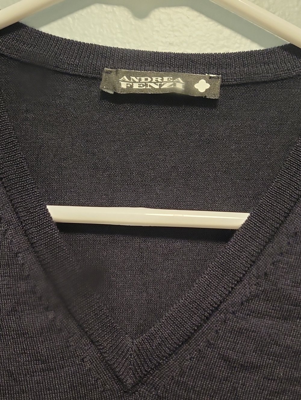 ANDREA FENZI Men's Wool  V-Neck Sweater in Navy Blue